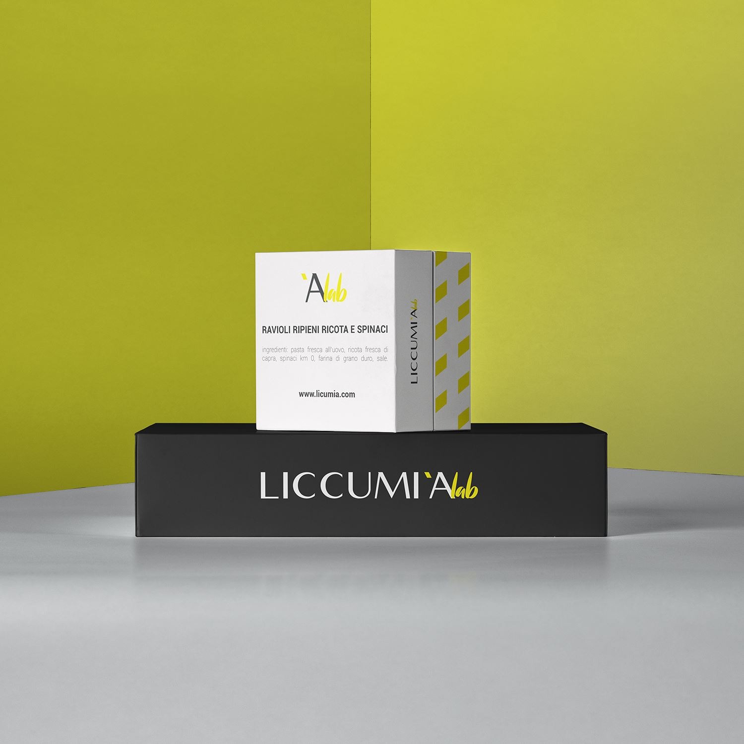 Giulia Doria Architetto | Lavica Studio | Liccumia Grafica | Boxes-Packaging-Set-Mockup-2
